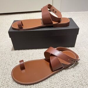 NWT J-Crew Leather Toe Ring Sandals sz 7.5